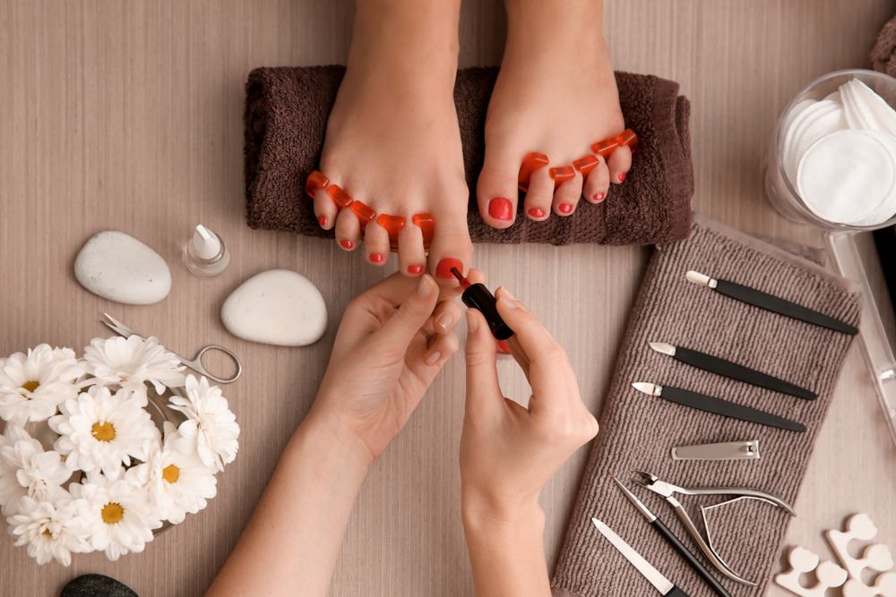 Beauty salon manicure at NL SPA